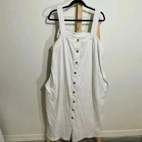 Ava & Viv Dresses & Skirts - AVA & VIV White 1X Dress w/belt w/pockets